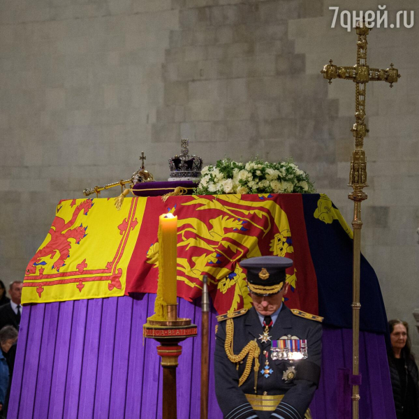 Написано от руки: Карл III оставил записку на гробе с телом Елизаветы