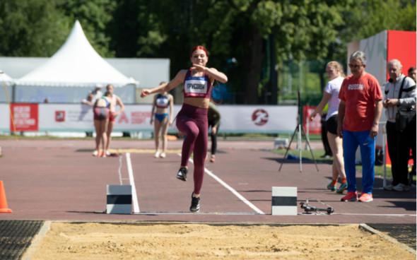 Дебют Загитовой в фехтовании. Какие виды спорта пробовали фигуристки