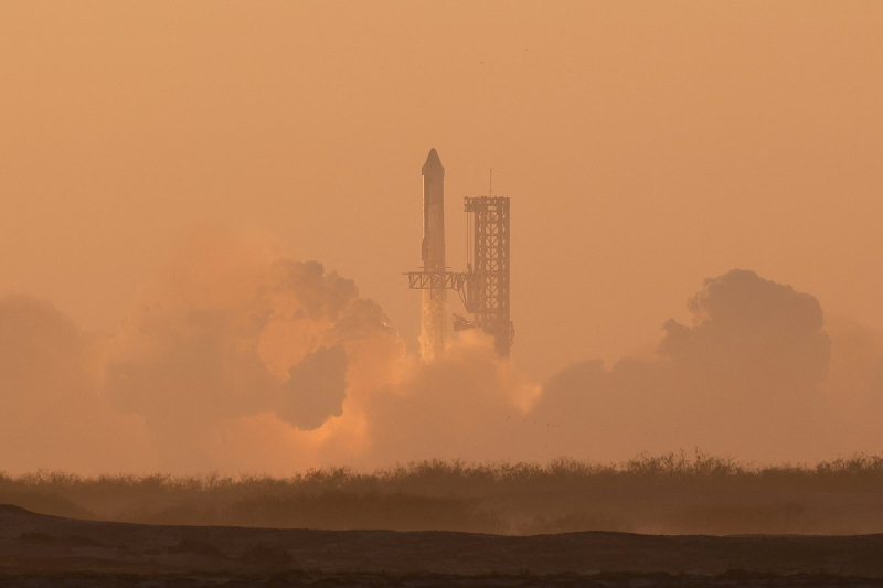 Новый запуск космического корабля Илона Маска закончился неудачей. Starship перестал выходить на связь