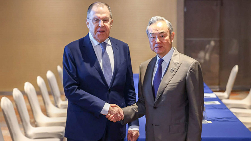Глава МИД КНР указал на неизменность взаимной поддержки Китая и РФ