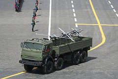 Военный объяснил участие российских беспилотников впервые в параде Победы