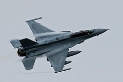 ВВС Болгарии сообщили о неисправности поставленного из США F-16
