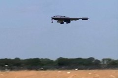B-2 отбомбился смайликом